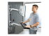 StarTech.com Wall Mount Workstation, VESA Mount For 32" Monitors (22lb/10kg), Fully Articulating Arms For Single Monitor Mount & Keyboard Tray, Includes Desktop Computer/PC Bracket - Vänster vinkel